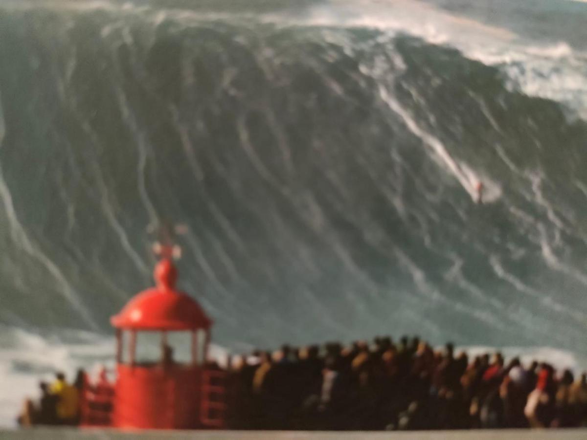 Moradia Chicharro Hotel Nazare Bagian luar foto