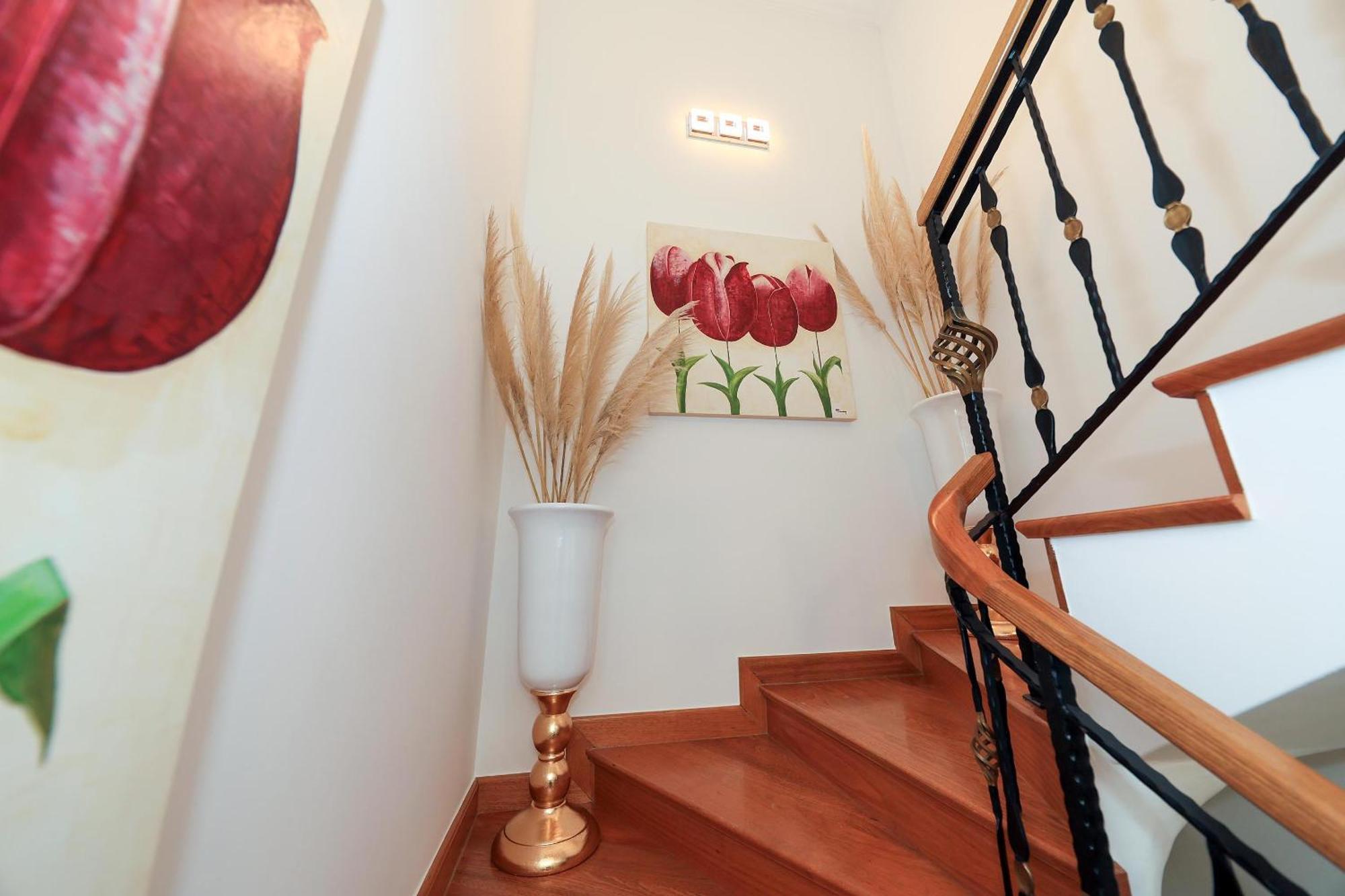 Moradia Chicharro Hotel Nazare Bagian luar foto