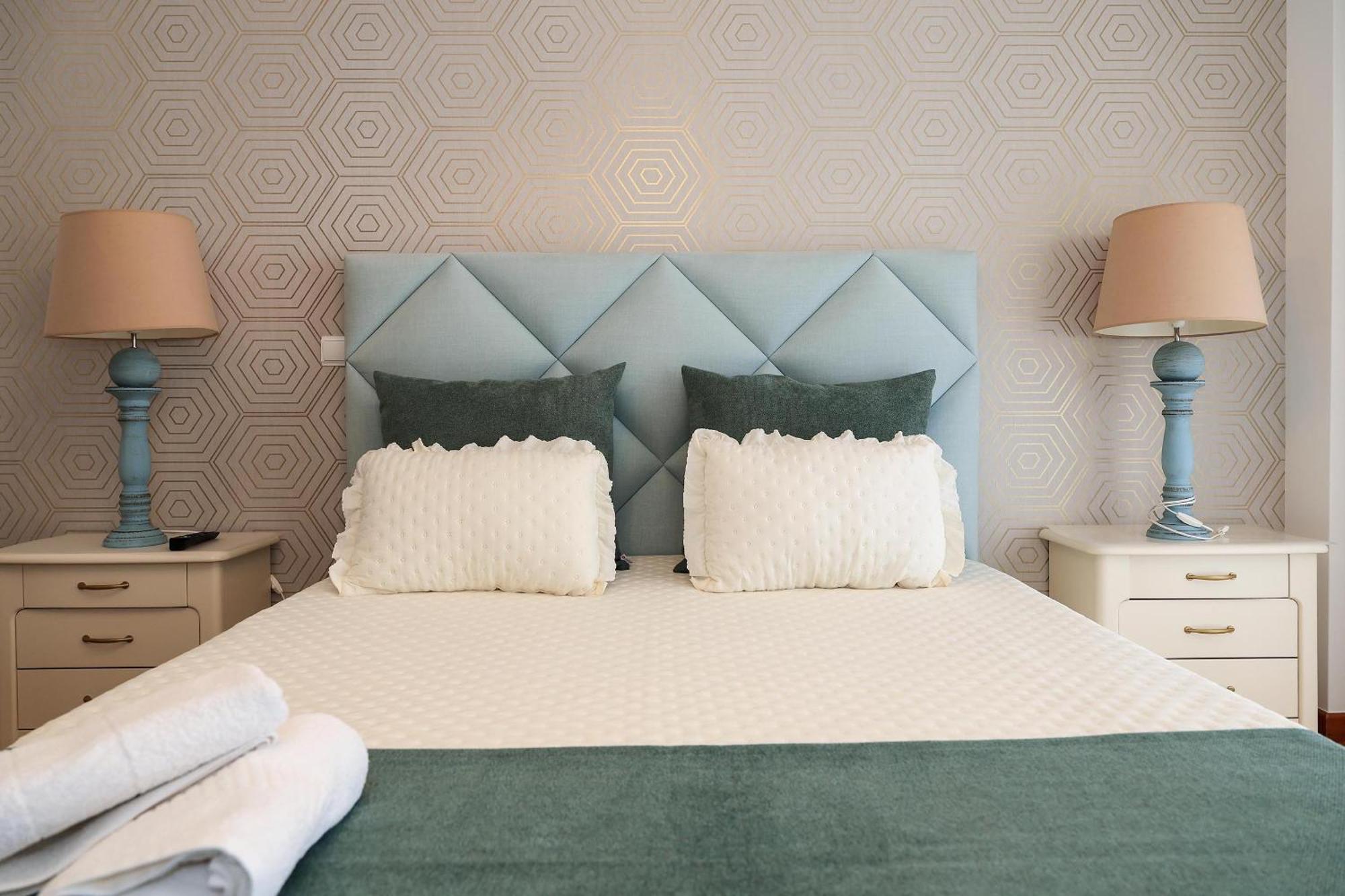Moradia Chicharro Hotel Nazare Bagian luar foto