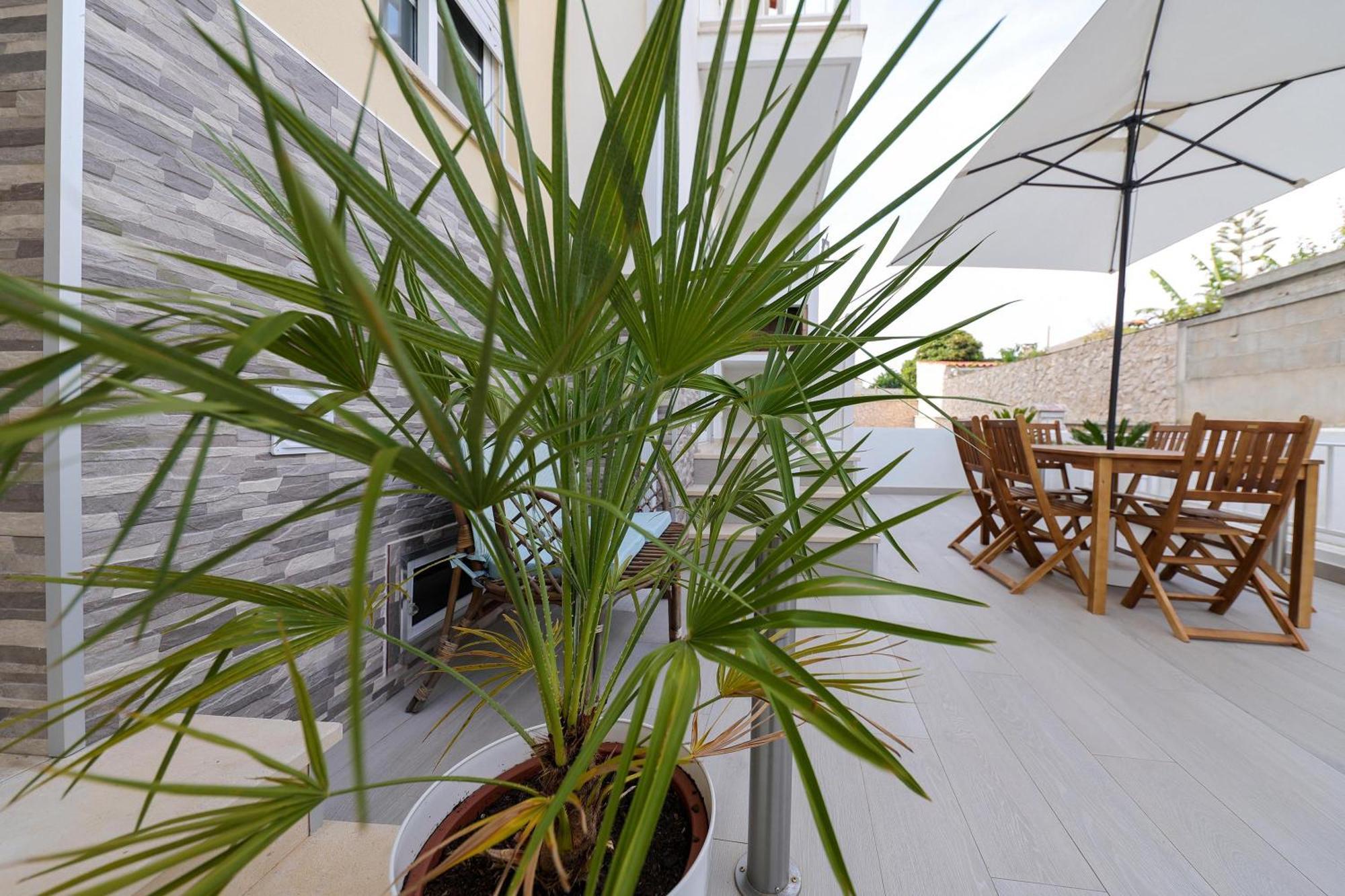 Moradia Chicharro Hotel Nazare Bagian luar foto